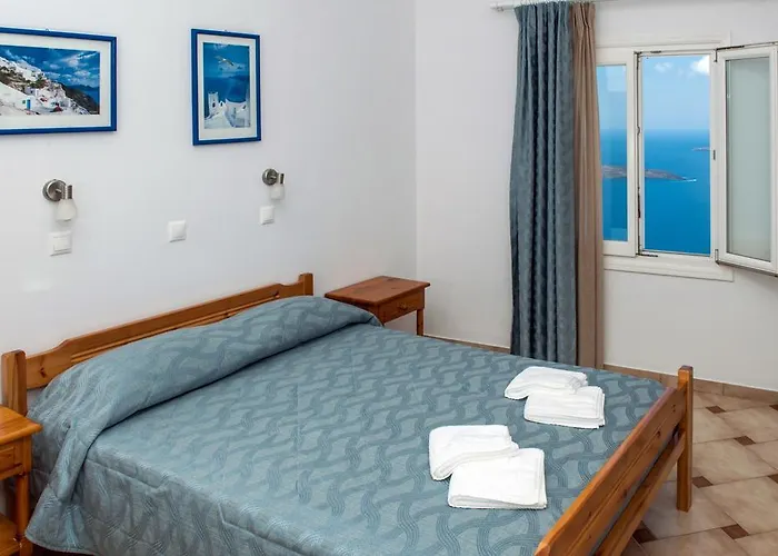 Gaby Hotel Firostefani